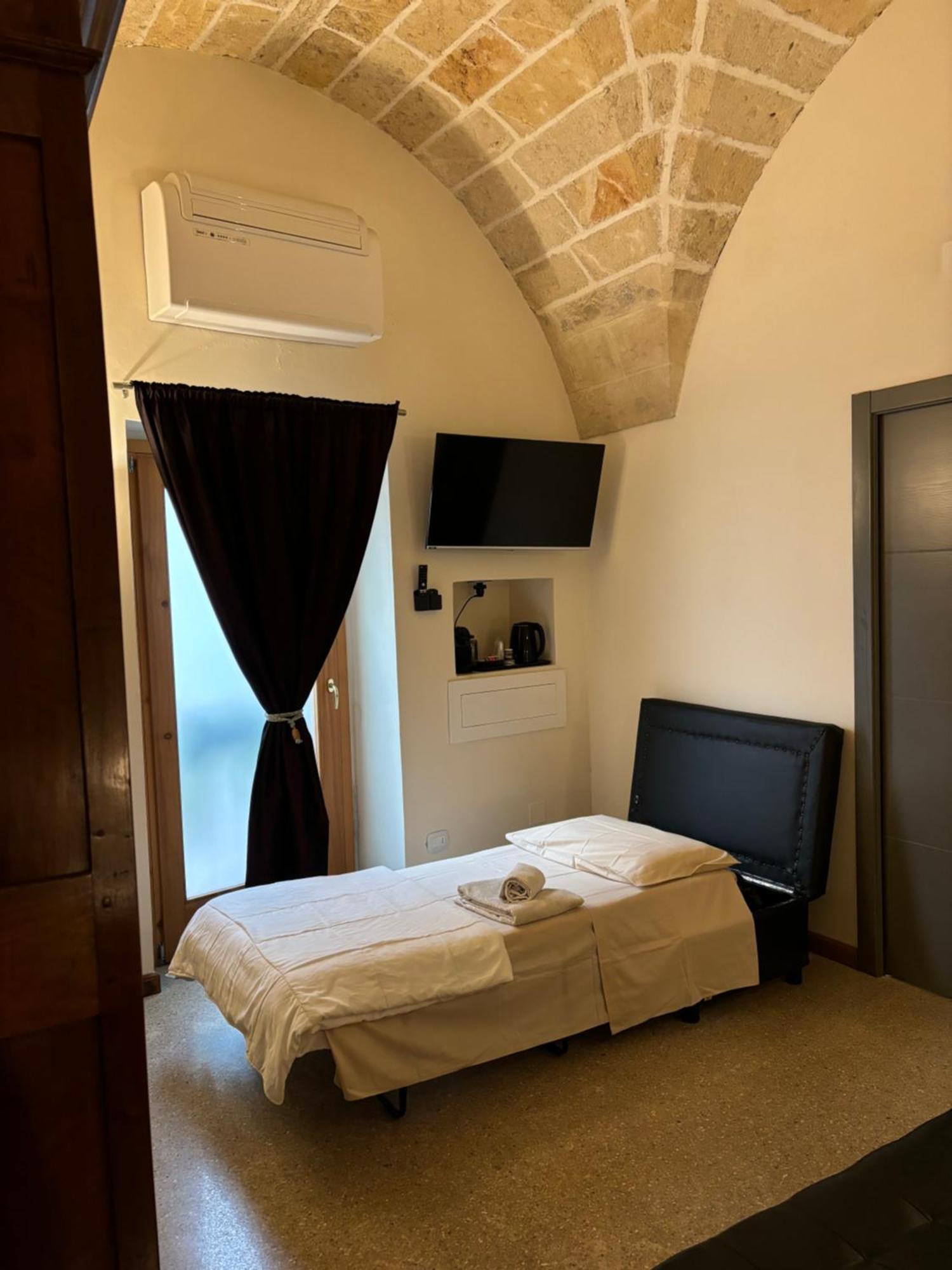 Hotel La Monaca Salentina Lecce Esterno foto